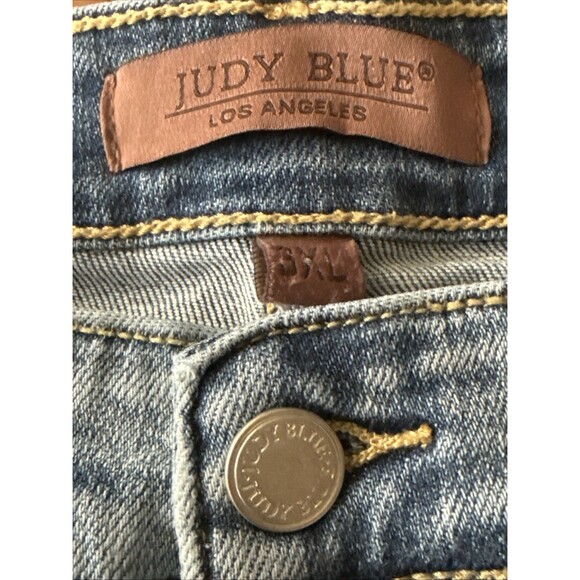 Judy Blue High Waist Vintage Wash Bermuda Denim Short Size 3XL Distressed - Picture 4 of 12